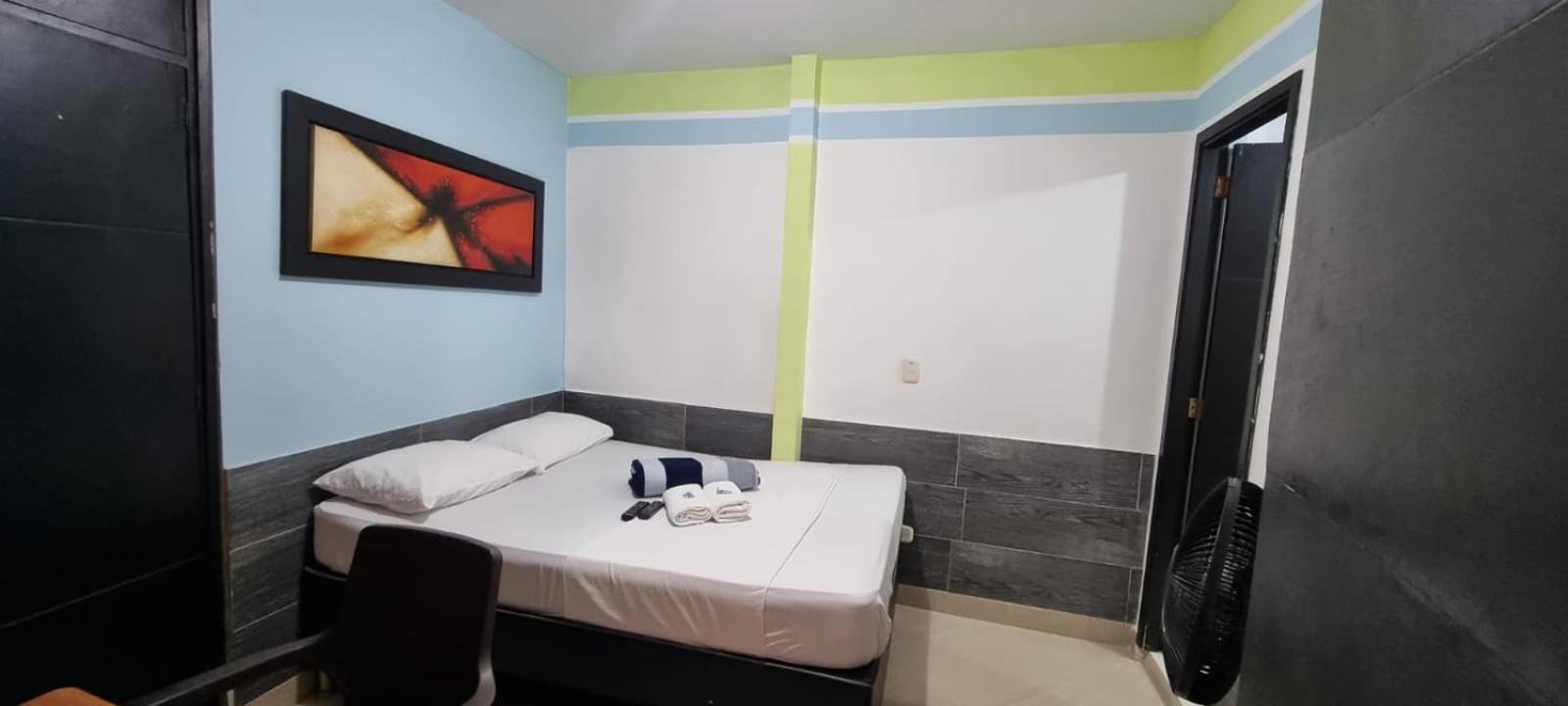 Hotel Laureles Home 麦德林 外观 照片