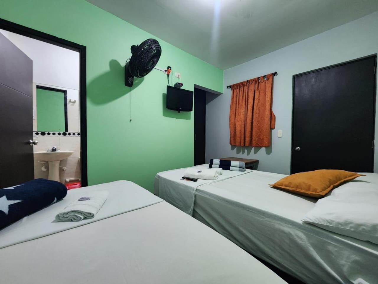 Hotel Laureles Home 麦德林 外观 照片